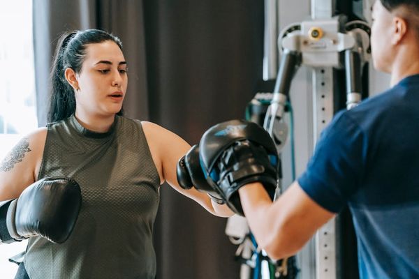 חשיבה מחוץ לקופסה: מקצוען 'איך אוכל לעזור?'