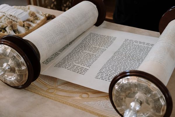 כללים וגבולות: מתי מותר אכילת בשר בתשעה באב